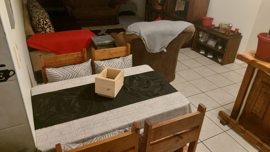 To Let 3 Bedroom Property for Rent in Hartenbos Central Western Cape